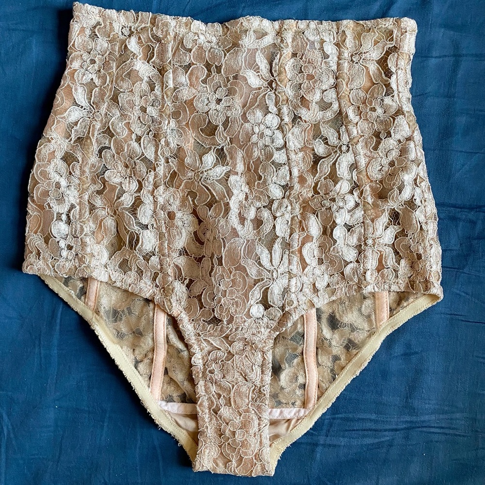Rosamosario pale pink high waisted brief, size S